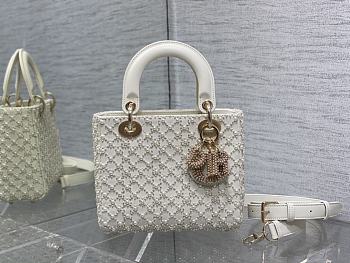 Dior Small Lady Bag White Cannage Resin Pearls 20 x 17 x 8 cm