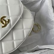 Chanel Bag White Gold Bag 16x12x6cm - 2