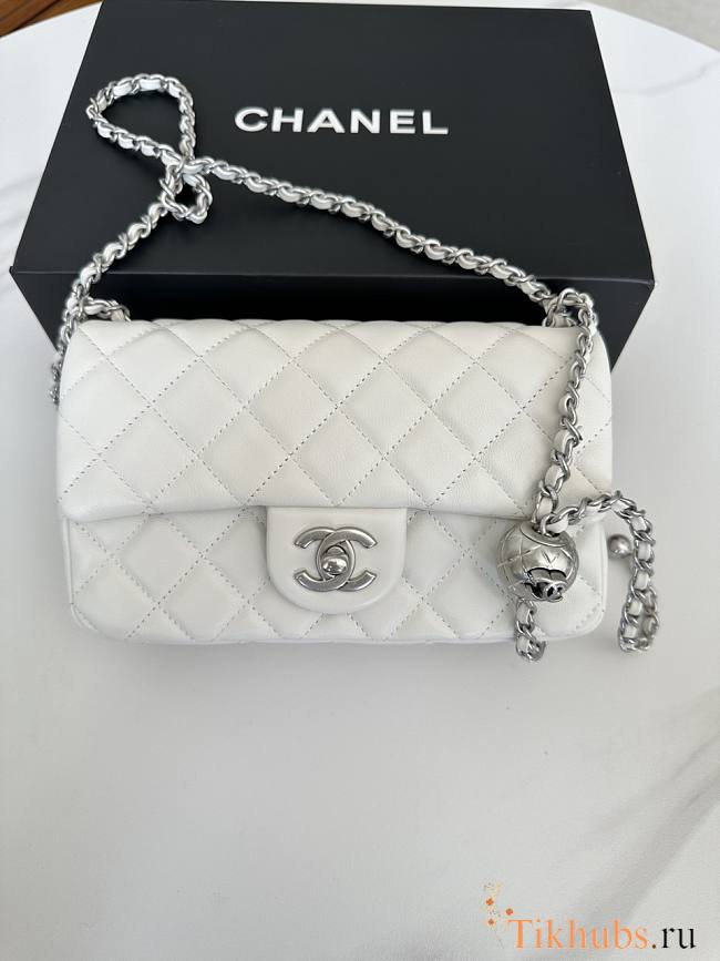 Chanel Flap Bag White Lambskin Silver Ball 20cm - 1