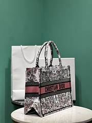 Dior Medium Book Tote White and Pastel Pink Butterfly 36cm - 4