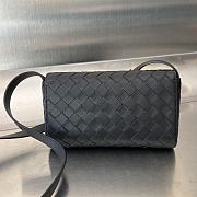 Bottega Veneta Mini Andiamo Cross-Body Bag Black 21.5x13.5x4.5cm - 3