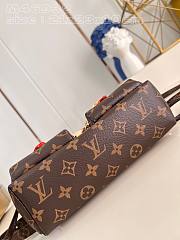 Louis Vuitton LV Backpack Excursion PM Monogram 21 x 23 x 10 cm - 2