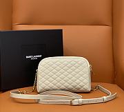 YSL Gaby Zipped Pouch Quilted Lambskin White 18x13x3.5cm - 5