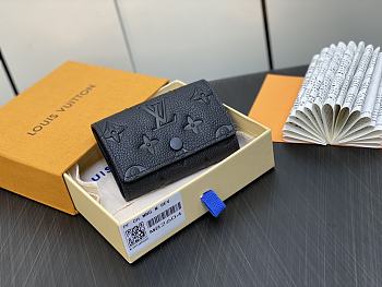 Louis Vuitton LV Wallet for 6 Keys 12 x 7 x 2 cm