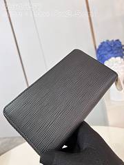 Louis Vuitton LV Zippy Wallet Black Epi 19.5 x 10.5 x 2.5 cm - 6