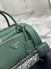 Prada Multi-pocket Leather Tote Bag Green 24.5x14x8cm - 4