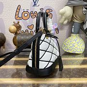 Louis Vuitton LV Alma BB Black White 23.5 x 17.5 x 11.5 cm - 5
