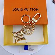 Louis Vuitton LV Twiggy Chain Keyring And Bag Charm - 4