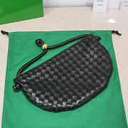 Bottega Veneta Medium Turn Pouch Black 40x24x1cm - 2