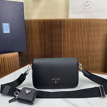 Prada Black Saffiano Leather Shoulder Bag 22x14.5x5cm