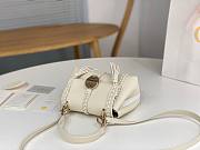 Chloe Penelope Small Soft Shoulder Bag White 22x14x9cm - 4