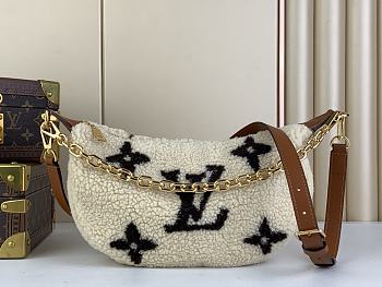 Louis Vuitton LV LV Ski Over The Moon Cream/Brown Shearling 27.5 x 16 x 7 cm