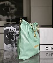 Chanel 22 Handbag Green 38x42x8cm - 3