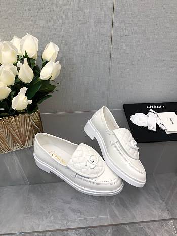 Chanel Mocasines White Loafers 