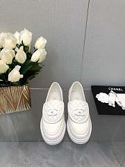 Chanel Mocasines White Loafers  - 4