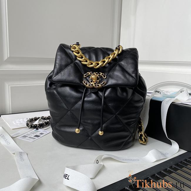Chanel 19 Backpack Black 26x22x16cm - 1