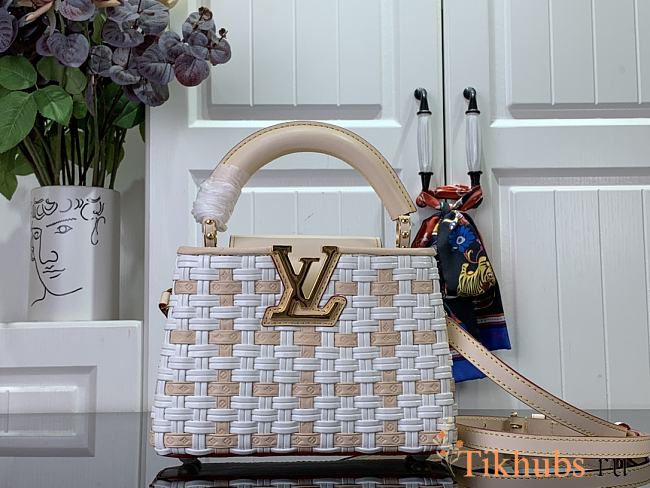 Louis Vuitton LV Capucines Mini White Coated Canvas 21cm - 1