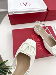 Valentino Garavani Roman Stud White Flat - 3