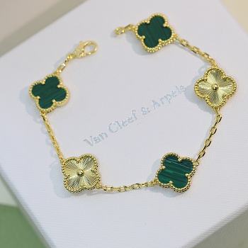 Van Cleef Arpels Bracelet Green Gold