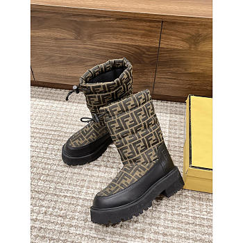 Fendi FF Snow Boots Brown And Black