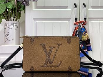 Louis Vuitton LV Double Zip Pochette 20 x 12.5 x 3 cm