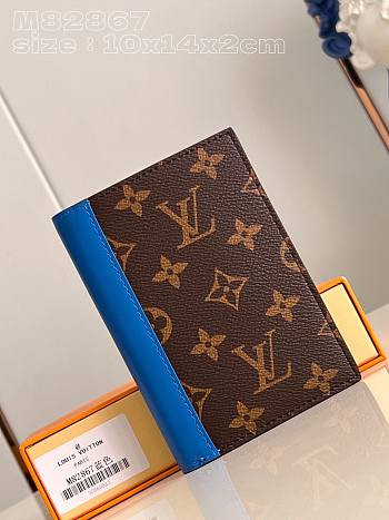 Louis Vuitton LV Passport Cover Monogram Blue 10 x 14 x 2.5 cm