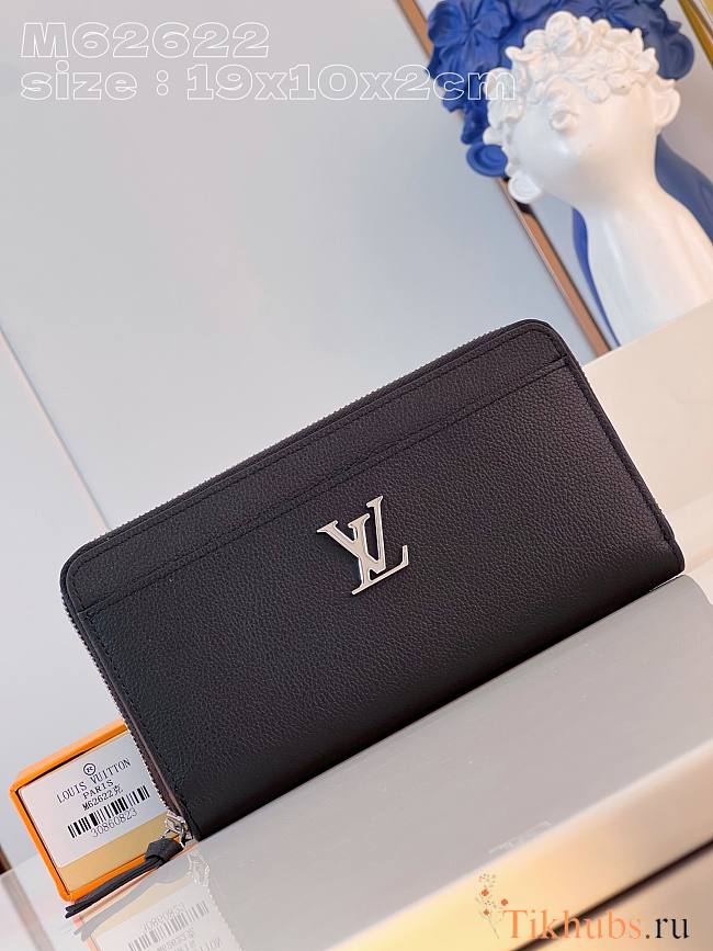 Louis Vuitton LV Lockme Zippy Black 19.5 x 10 x 2.5 cm - 1