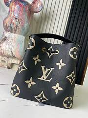 Louis Vuitton LV Neonoe MM Black Beige 26 x 26 x 17.5 cm - 2