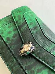 BVLGARI Serpenti Forever Snakeskin Shoulder Bag Green 22x15x4.5cm - 5