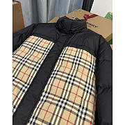 Burberry Reversible Plaid Down Jacket Archive Beige - 3