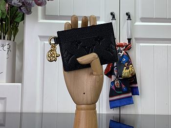 Louis Vuitton LV Charms Card Wallet Black 10.2 x 7.3 x 0.3 cm