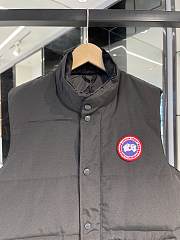 Canada Goose Black Vest - 3