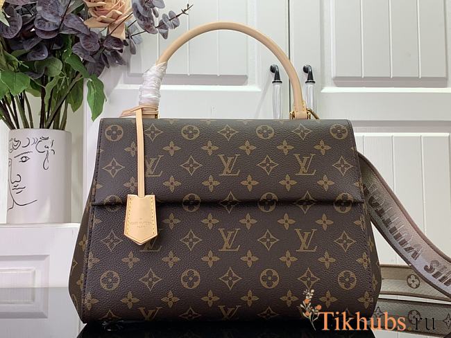 Louis Vuitton LV Cluny MM Monogram Beige 32 x 22.5 x 12 cm - 1