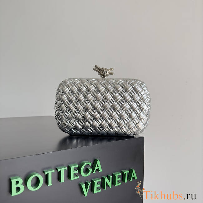 Bottega Veneta Knot Minaudiere Silver 20x12x5.5cm - 1