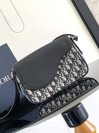Dior Shoulder Bag Black Beige 23x6x18cm