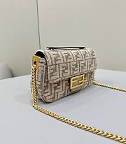 Fendi Baguette Chain Midi Dove Gray Gold 24x7x13cm - 2