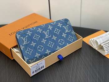 Louis Vuitton LV Zippy Wallet Denim Blue 19.5 x 10.5 x 2.5 cm