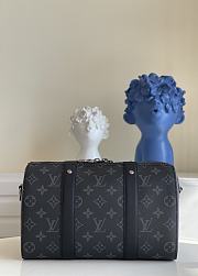 Louis Vuitton LV City Keepall Monogram 27 x 17 x 13 cm - 4