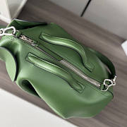 Loewe Elephant Bag In Classic Calfskin Green 36x26.5x22cm - 6