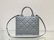 Dior Small Book Tote Grey Macrocannage 26.5 x 21 x 14 cm - 2