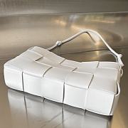 Bottega Veneta Cassette Intreccio White Leather Pouch New 22.5x13.5x4.5cm - 5