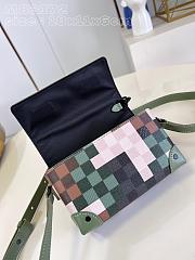 Louis Vuitton LV Steamer Bag Green 18 x 11 x 6.5 cm - 6