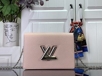 Louis Vuitton LV Twist Belt Chain Pouch Pink 19x13.5x4.2cm