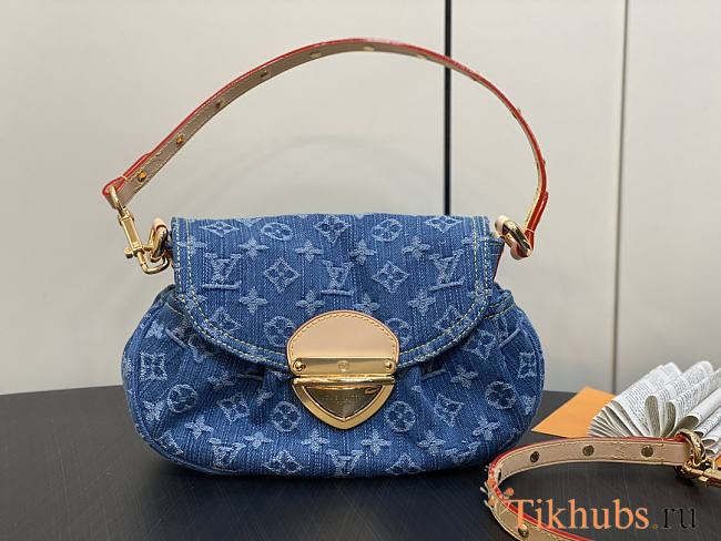 Louis Vuitton LV Sunset Monogram Denim 27 x 18 x 3 cm - 1