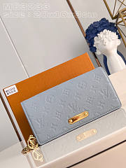 Louis Vuitton LV Wallet On Chain Lily Blue Hour 20.5 × 10 × 3.5 cm - 1