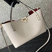 Valentino Garavani Rockstud Tote Bag Leather White 28x20x8cm - 4