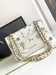 Chanel Flap Bag White Gold 25cm - 3