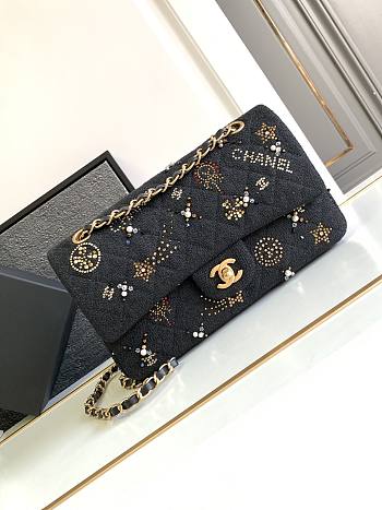 Chanel Flap Bag Black Gold 25cm