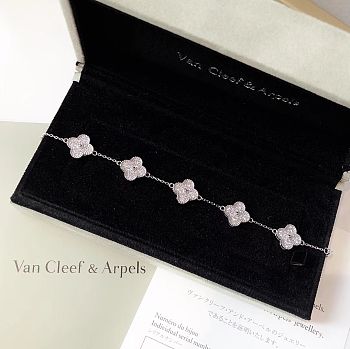 Van Cleef & ArPels Alhambra Bracelet Silver 