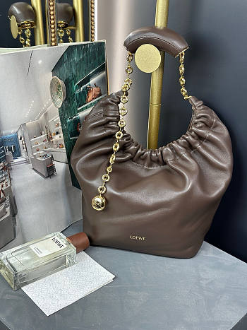 Loewe Small Squeeze Bag In Nappa Lambskin Chocolate 29x24x10.5cm